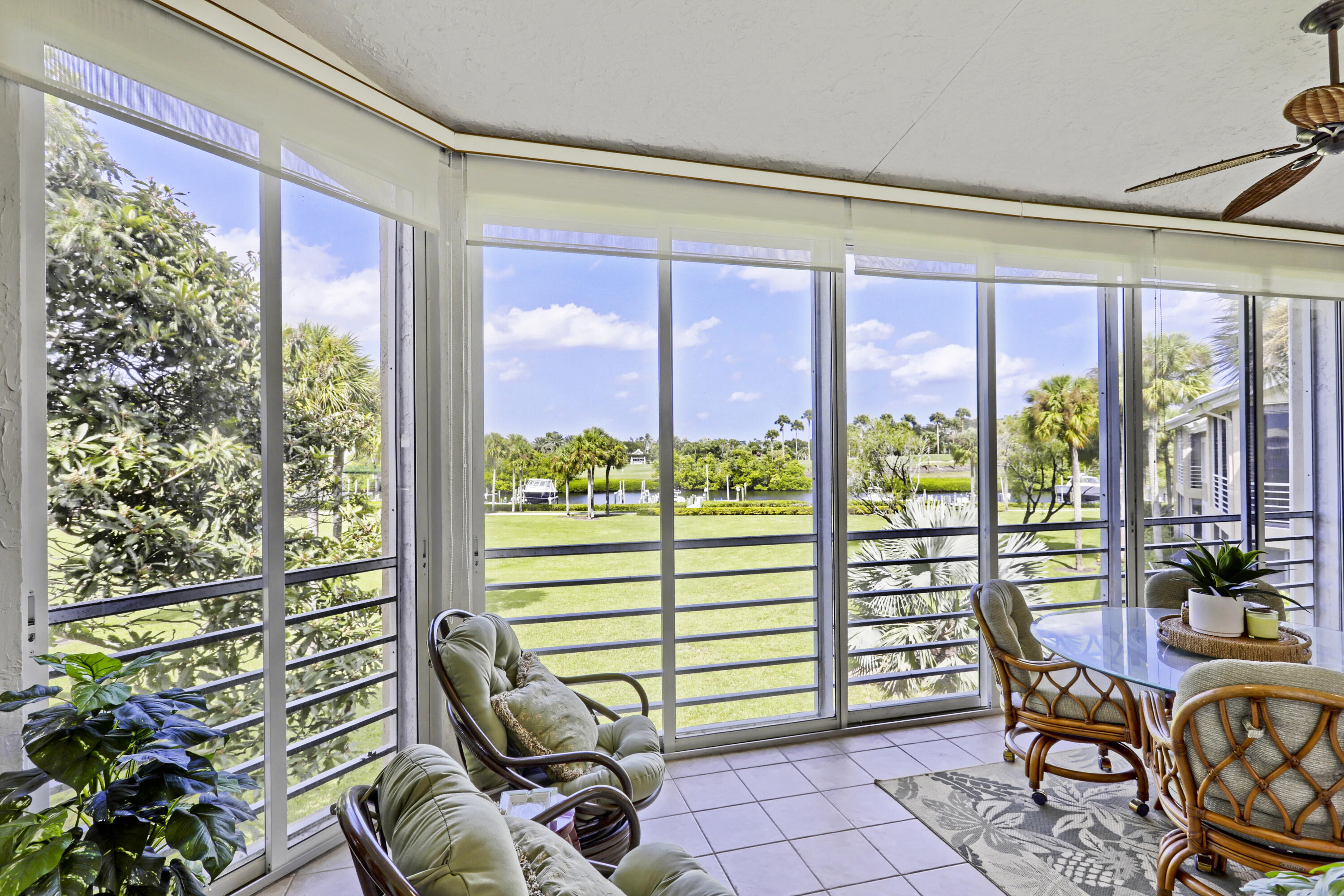 1403 Captains Way Jupiter, FL 33477 - Photo 32 of 40 49_48__20a1882-hdr(7)_cc 3