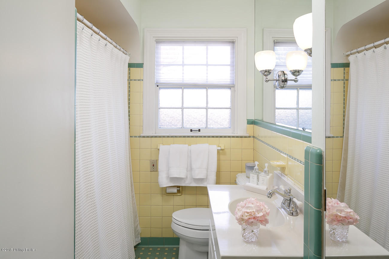 3022 Wellbrooke Road Louisville, KY 40205 - Photo 11 of 34 Master Bathroom.jpg