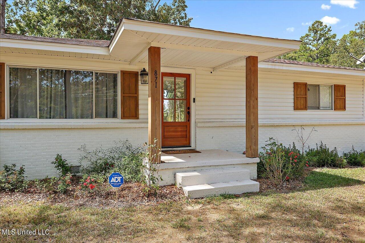 871 Mullican Road Florence, MS 39073 - Photo 3 of 26 mullican porch