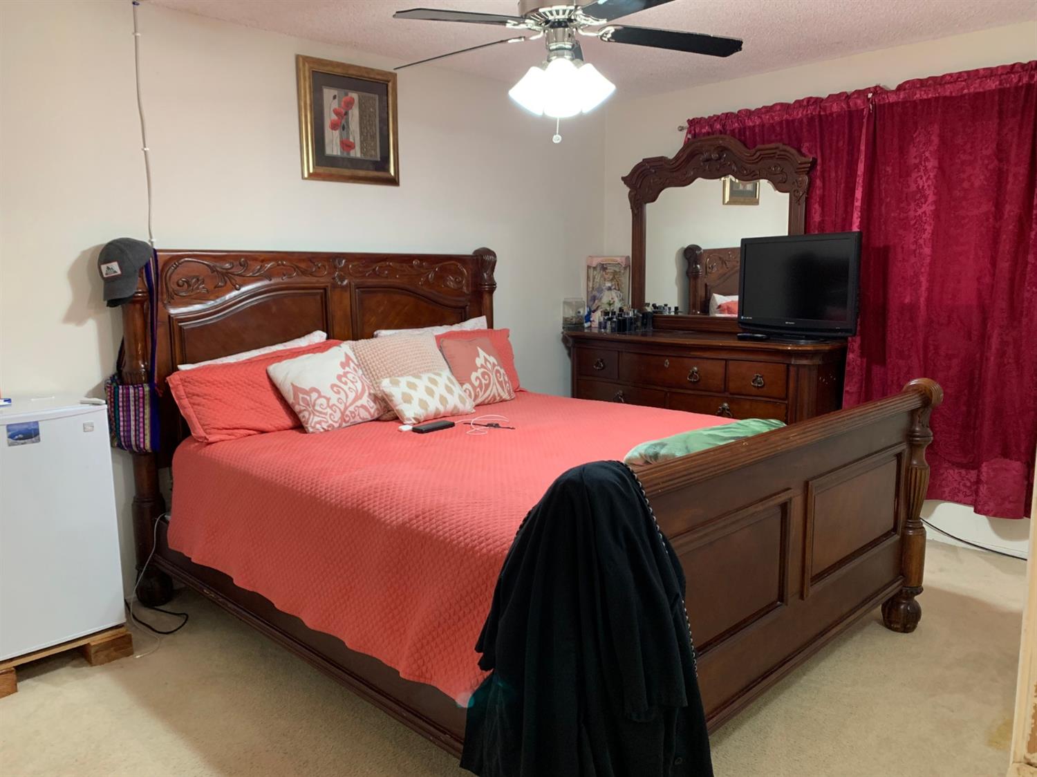 1101-1103 Clinton Road Sacramento, CA 95825 - Photo 6 of 21 Gallery Image 6