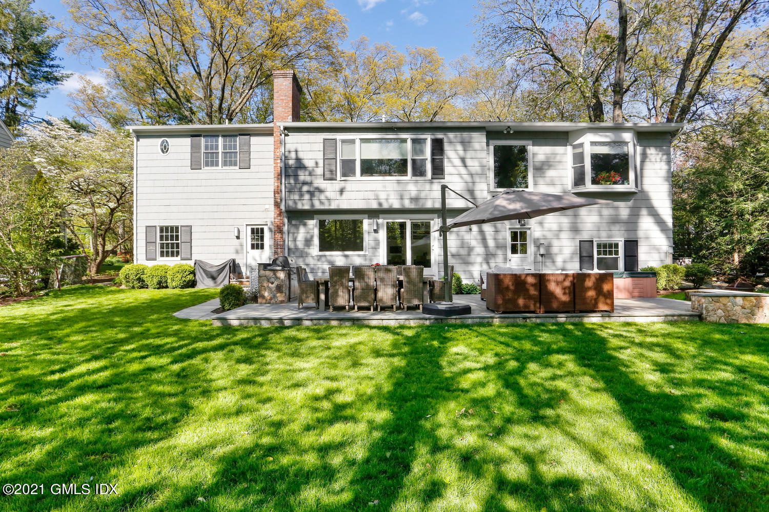 6 Palmer Terrace Riverside, CT 06878 - Photo 21 of 24 a front view of house with yard