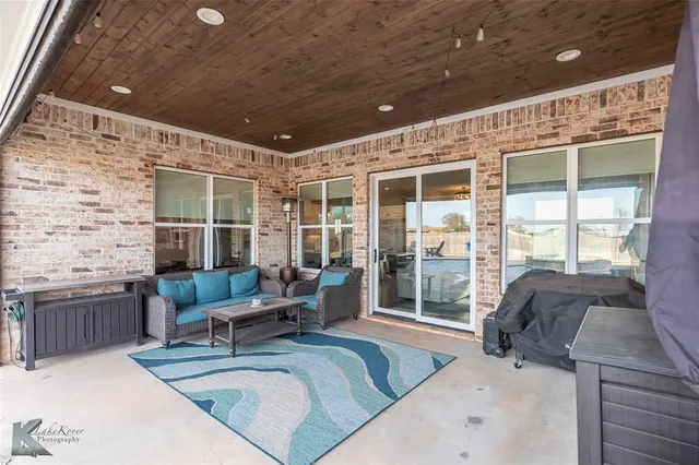 $785,000 | 112 Runnymede Way, Abilene, TX 79606