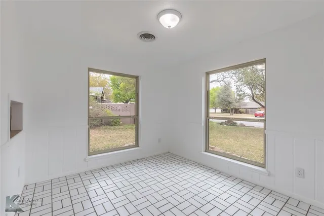 $395,000 | 2138 Brookhollow Drive, Abilene, TX 79605