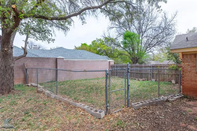 $395,000 | 2138 Brookhollow Drive, Abilene, TX 79605