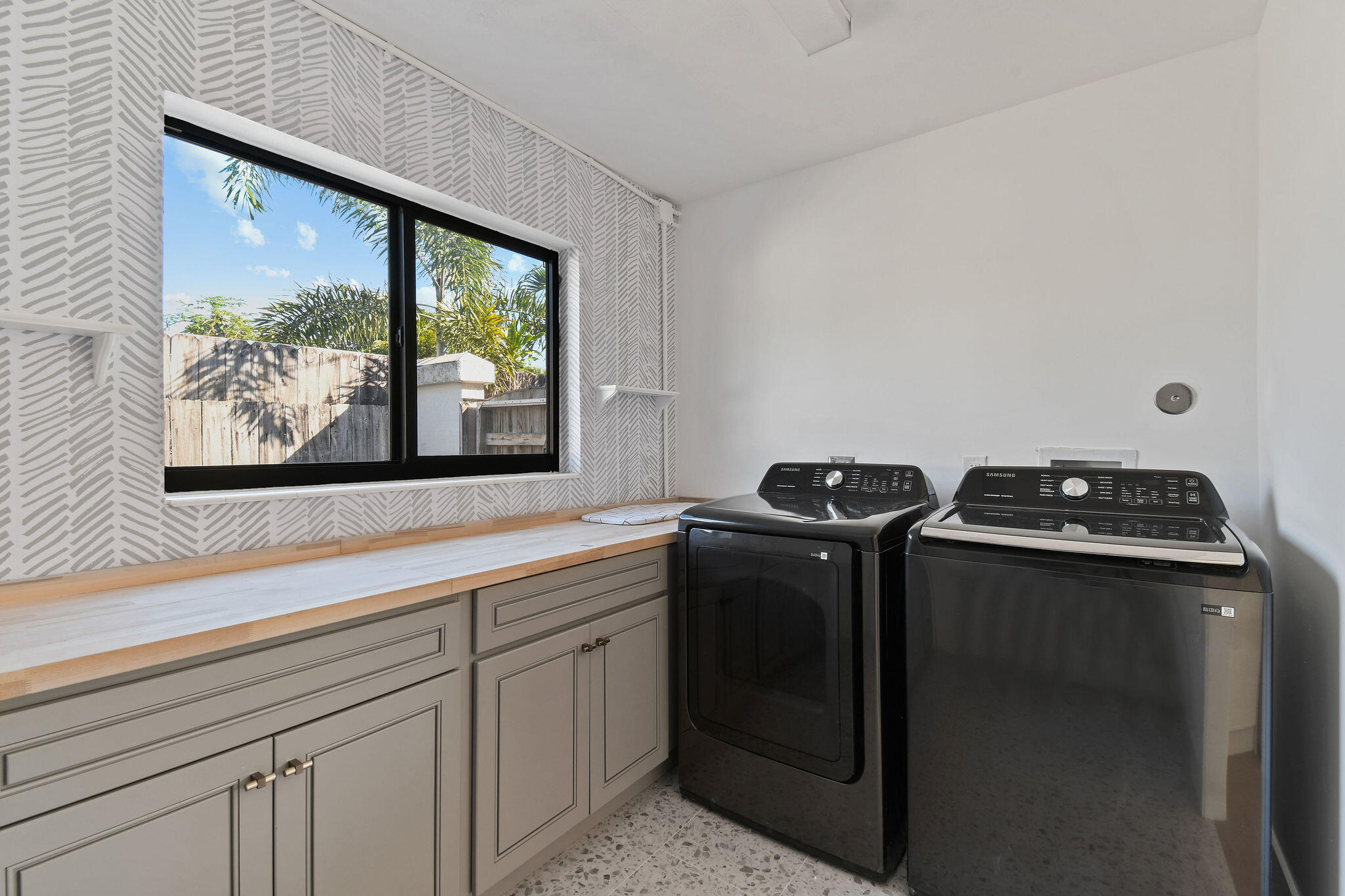 517 Rye Lane Delray Beach, FL 33444 - Photo 28 of 36 New Washer/Dryer