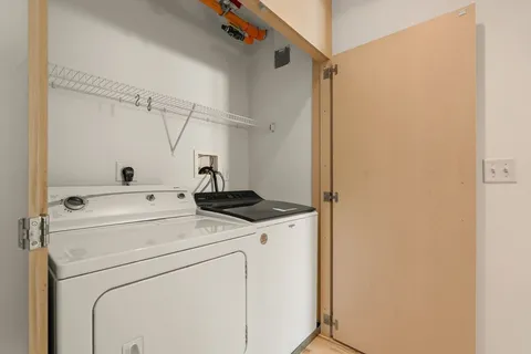 $899,000 | 23 Park Street, Unit 2, Somerville, MA 02143