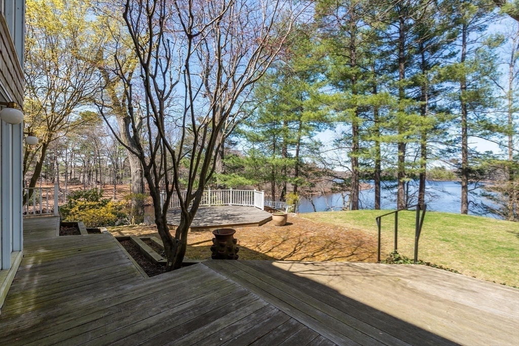85 Kingswood Road Newton, MA 02466 - Photo 27 of 32