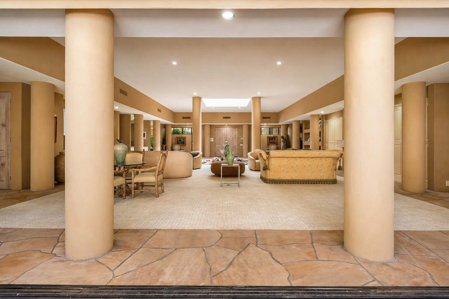 70629 Boothill Road Rancho Mirage, CA 92270 - Photo 14 of 47 12 GMc 760-797-5197 Living room from rea