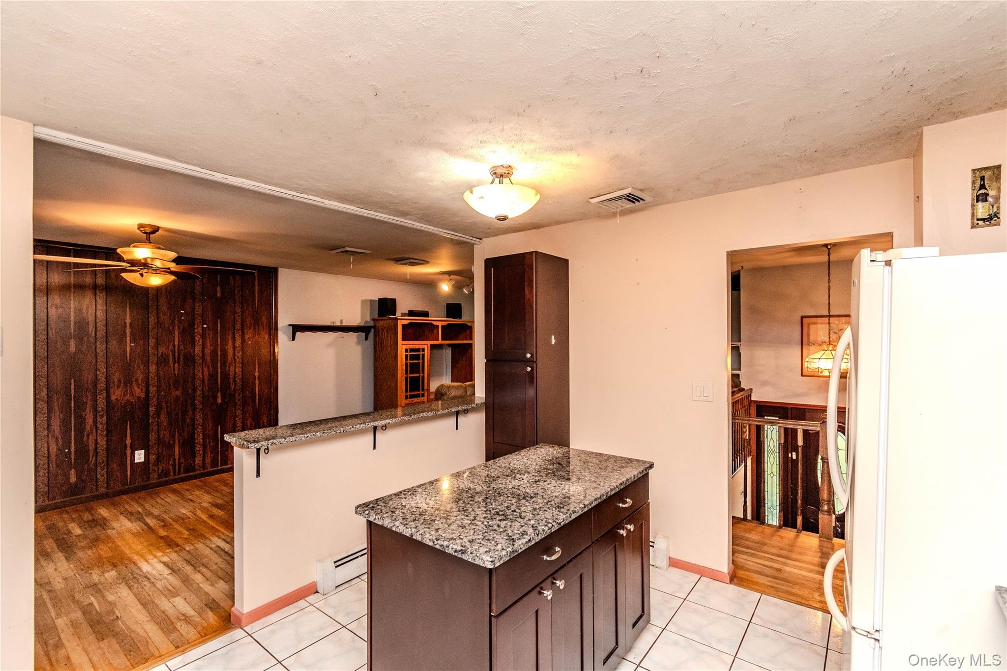 6 Bates Circle Florida, NY 10921 - Photo 24 of 50 Kitchen - Looking into dining room