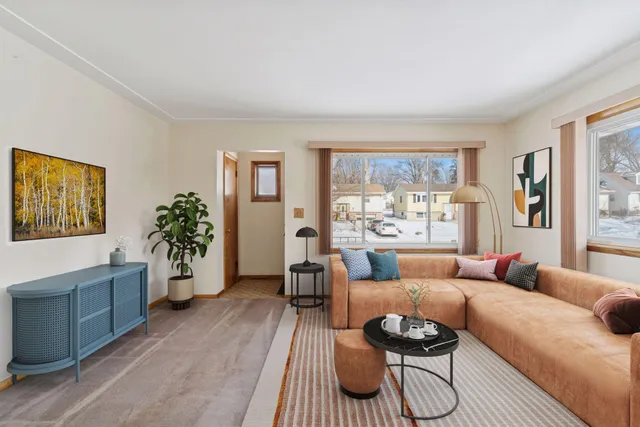 $379,000 | 1214 43 1/2 Avenue Northeast, Columbia Heights, MN 55421