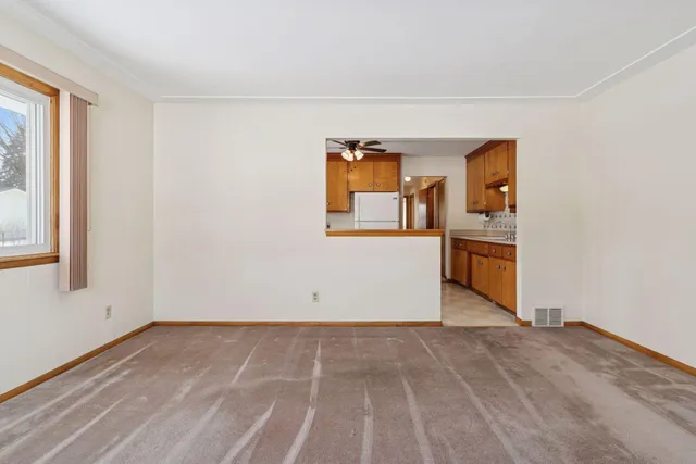 $379,000 | 1214 43 1/2 Avenue Northeast, Columbia Heights, MN 55421