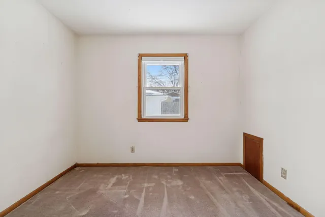 $379,000 | 1214 43 1/2 Avenue Northeast, Columbia Heights, MN 55421