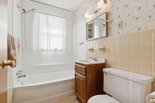 $379,000 | 1214 43 1/2 Avenue Northeast, Columbia Heights, MN 55421