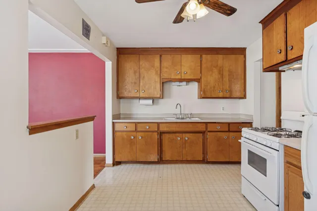 $379,000 | 1214 43 1/2 Avenue Northeast, Columbia Heights, MN 55421