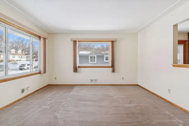 $379,000 | 1214 43 1/2 Avenue Northeast, Columbia Heights, MN 55421