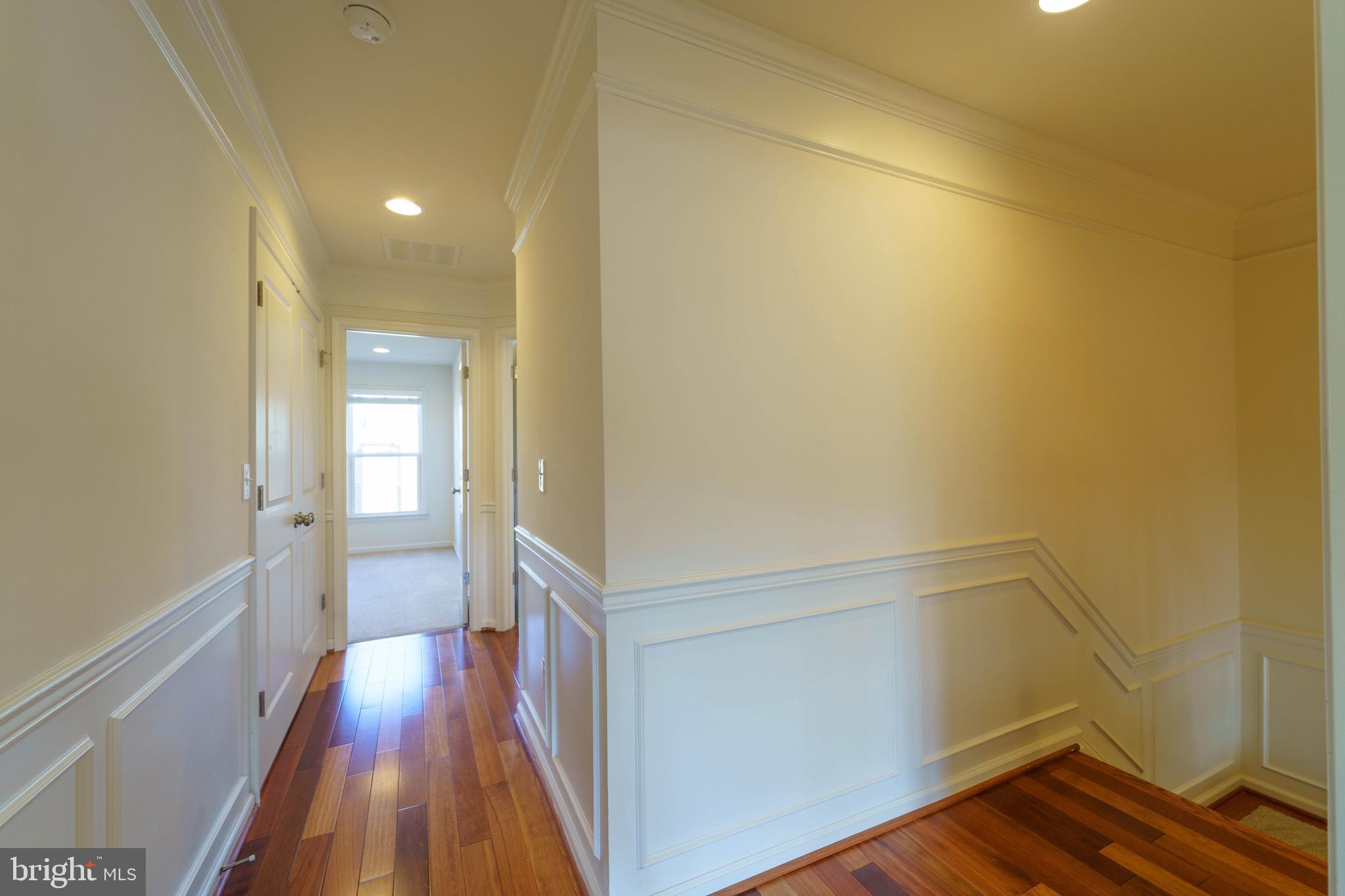 23493 Epperson Square Ashburn, VA 20148 - Photo 23 of 33