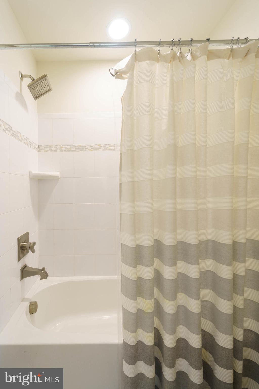 23493 Epperson Square Ashburn, VA 20148 - Photo 26 of 33