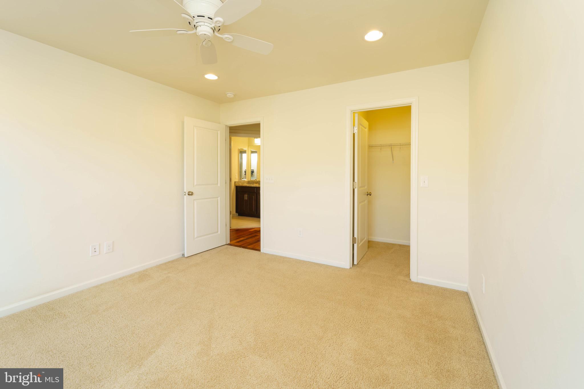 23493 Epperson Square Ashburn, VA 20148 - Photo 28 of 33