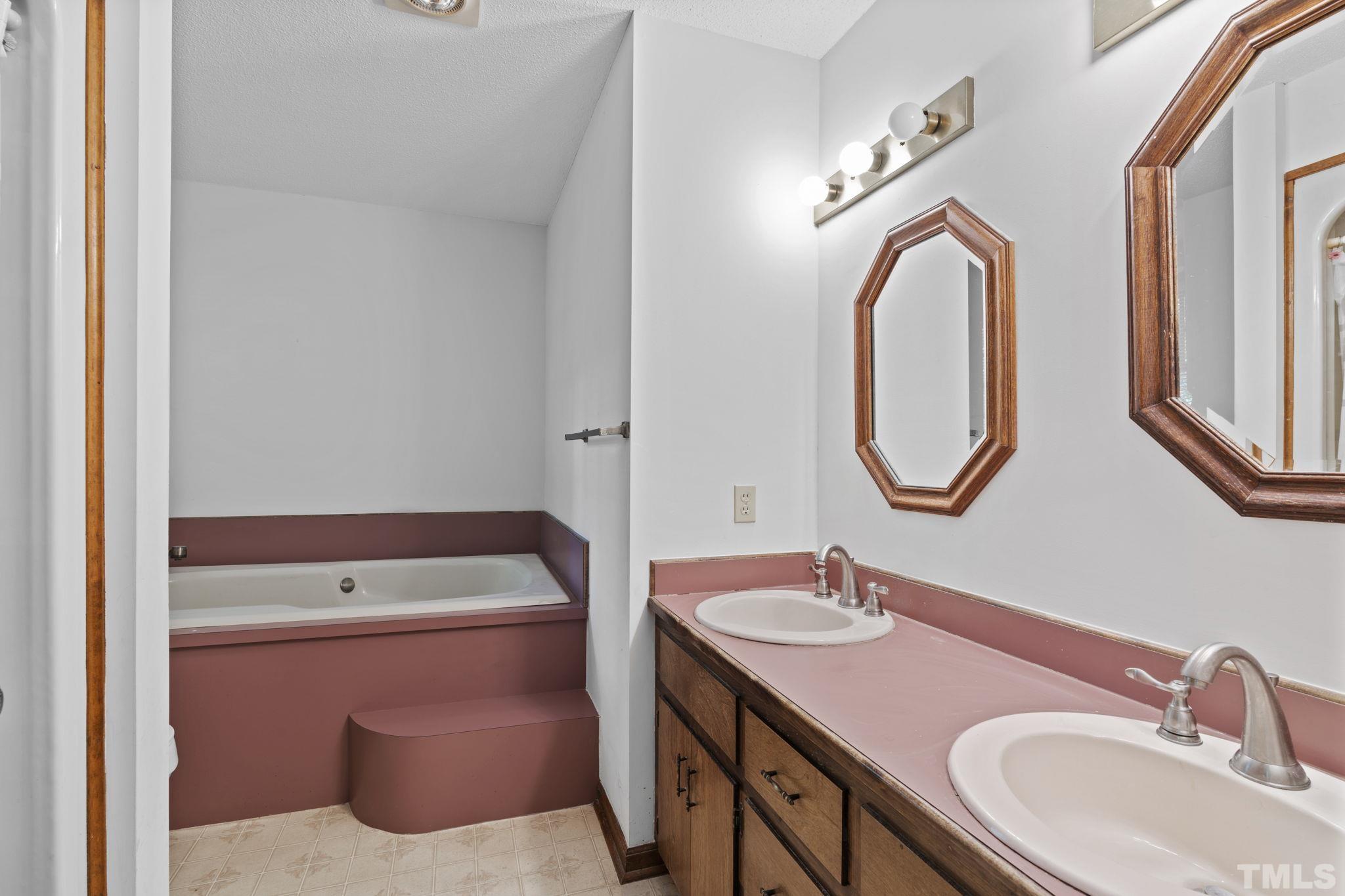 1043 Shadywood Lane Raleigh, NC 27603 - Photo 26 of 46