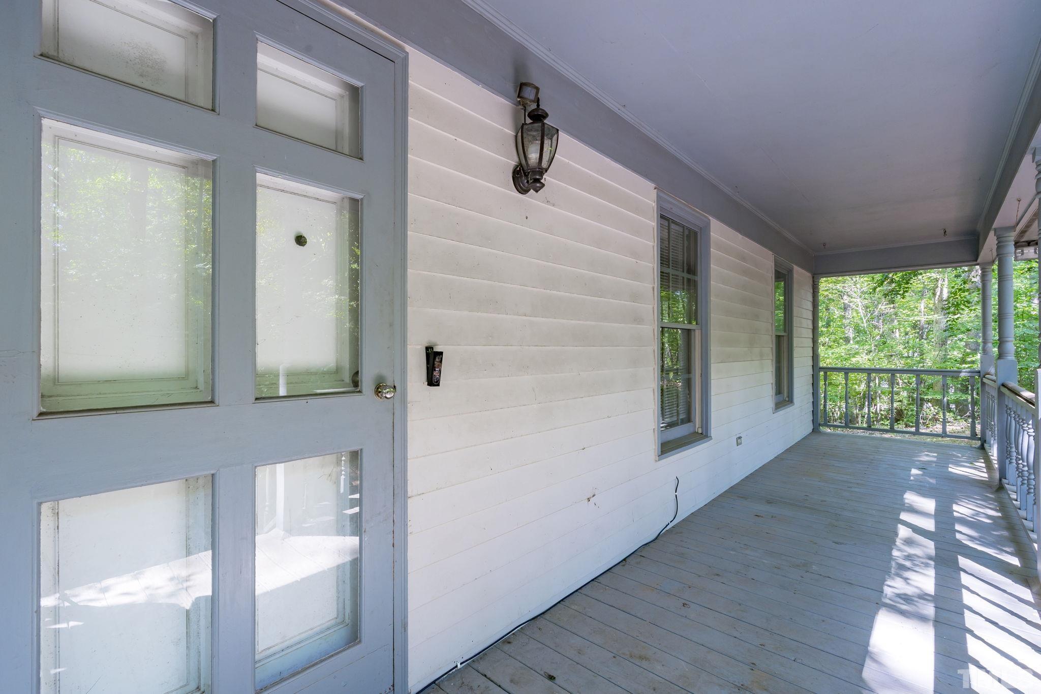 1043 Shadywood Lane Raleigh, NC 27603 - Photo 4 of 46