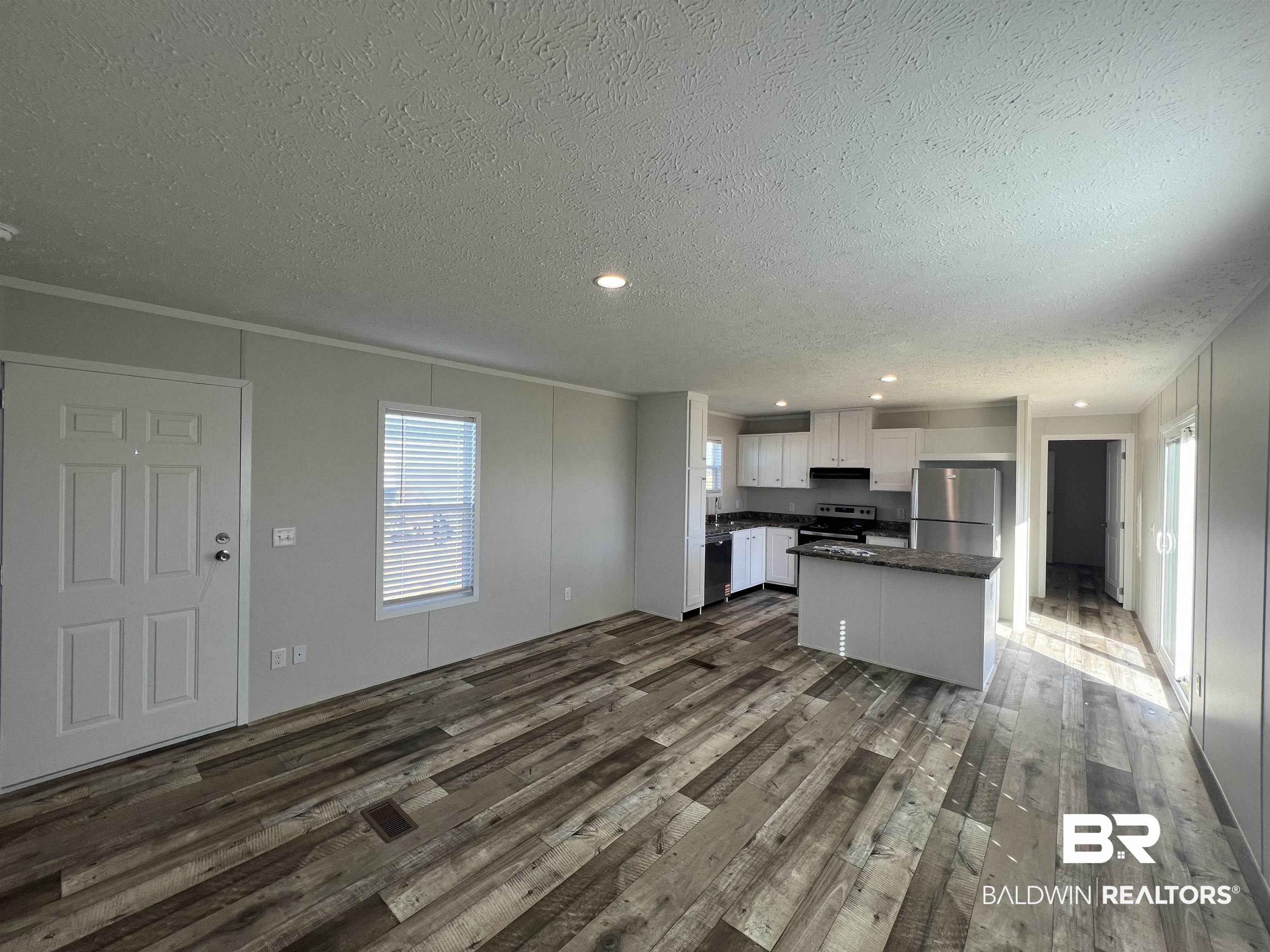 47 Highway 31 Atmore Al Atmore, AL 36502 - Photo 3 of 21