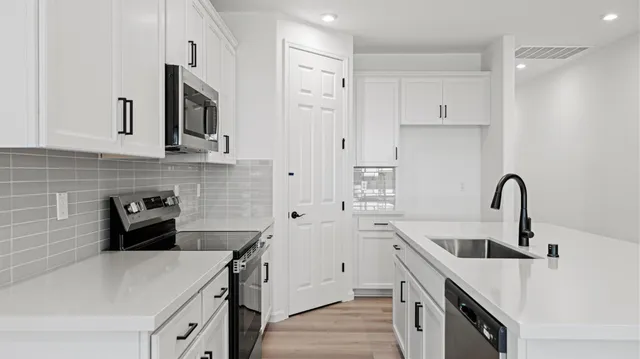 $515,950 | 1114 Camomile Drive, Plumas Lake, CA 95961