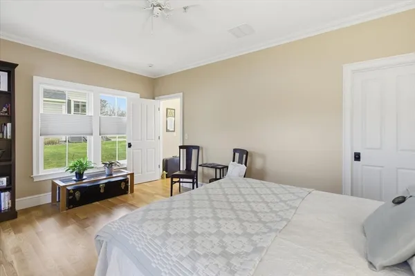 $1,435,000 | 1090 Shore Road, Unit 7, Bourne, MA 02559