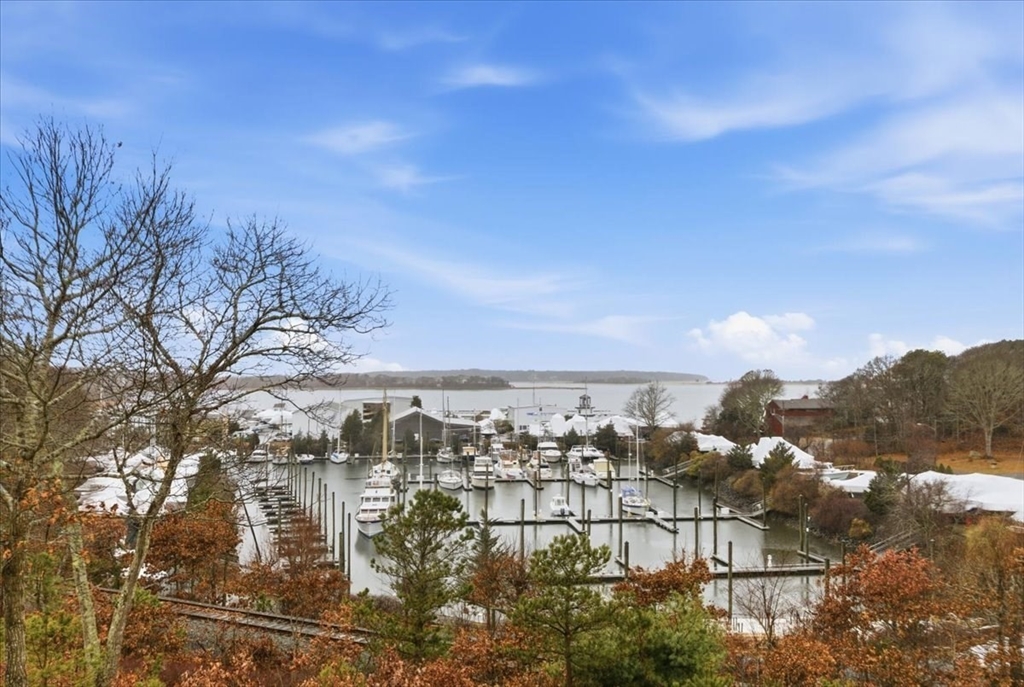 1090 Shore Road, Unit 7 Bourne, MA 02559 - Photo 38 of 42