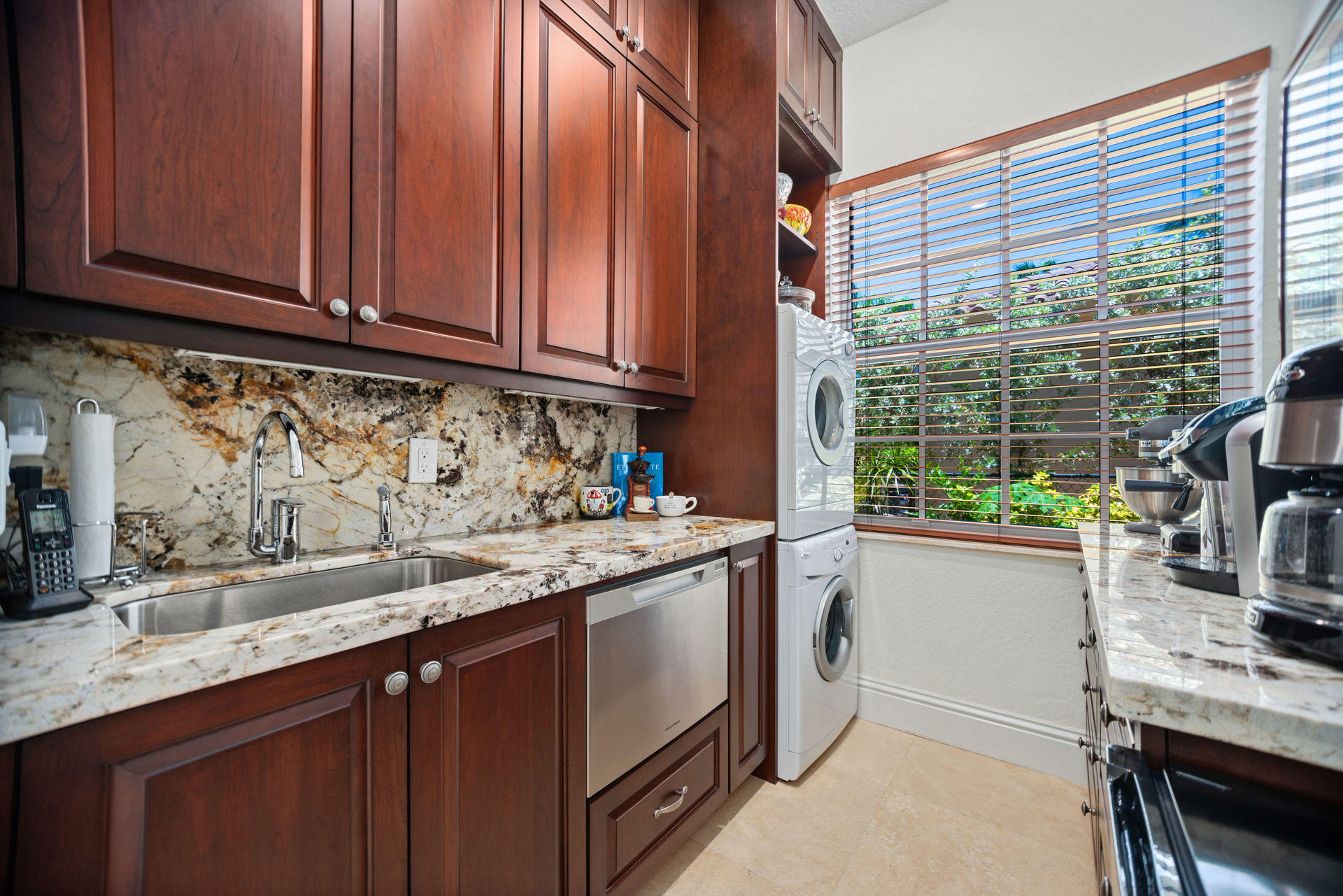 1665 Southwest 4th Avenue Boca Raton, FL 33432 - Photo 23 of 70 030_dsc_6262
