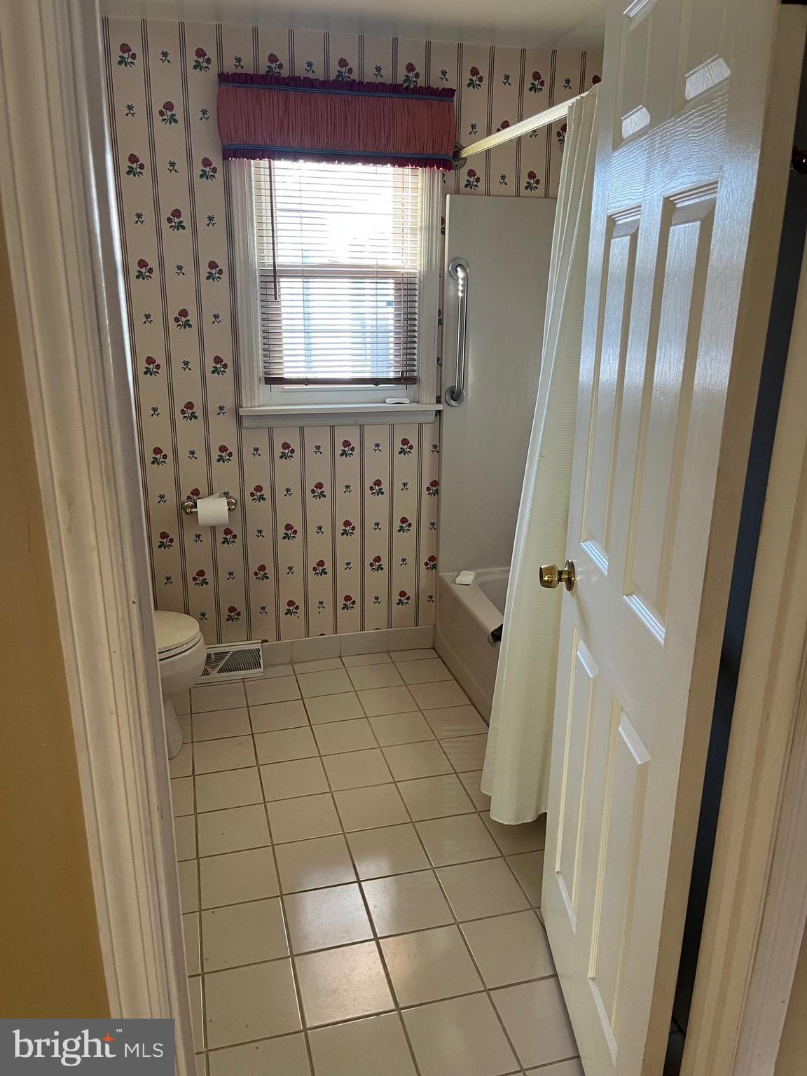 1209 Horsham Road Ambler, PA 19002 - Photo 35 of 45