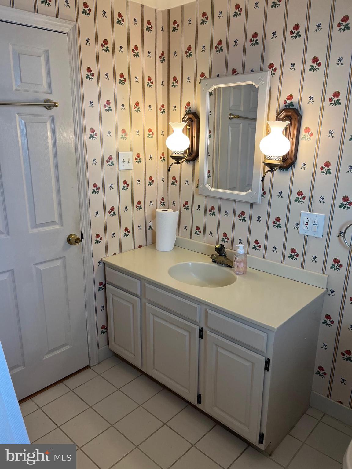 1209 Horsham Road Ambler, PA 19002 - Photo 36 of 45