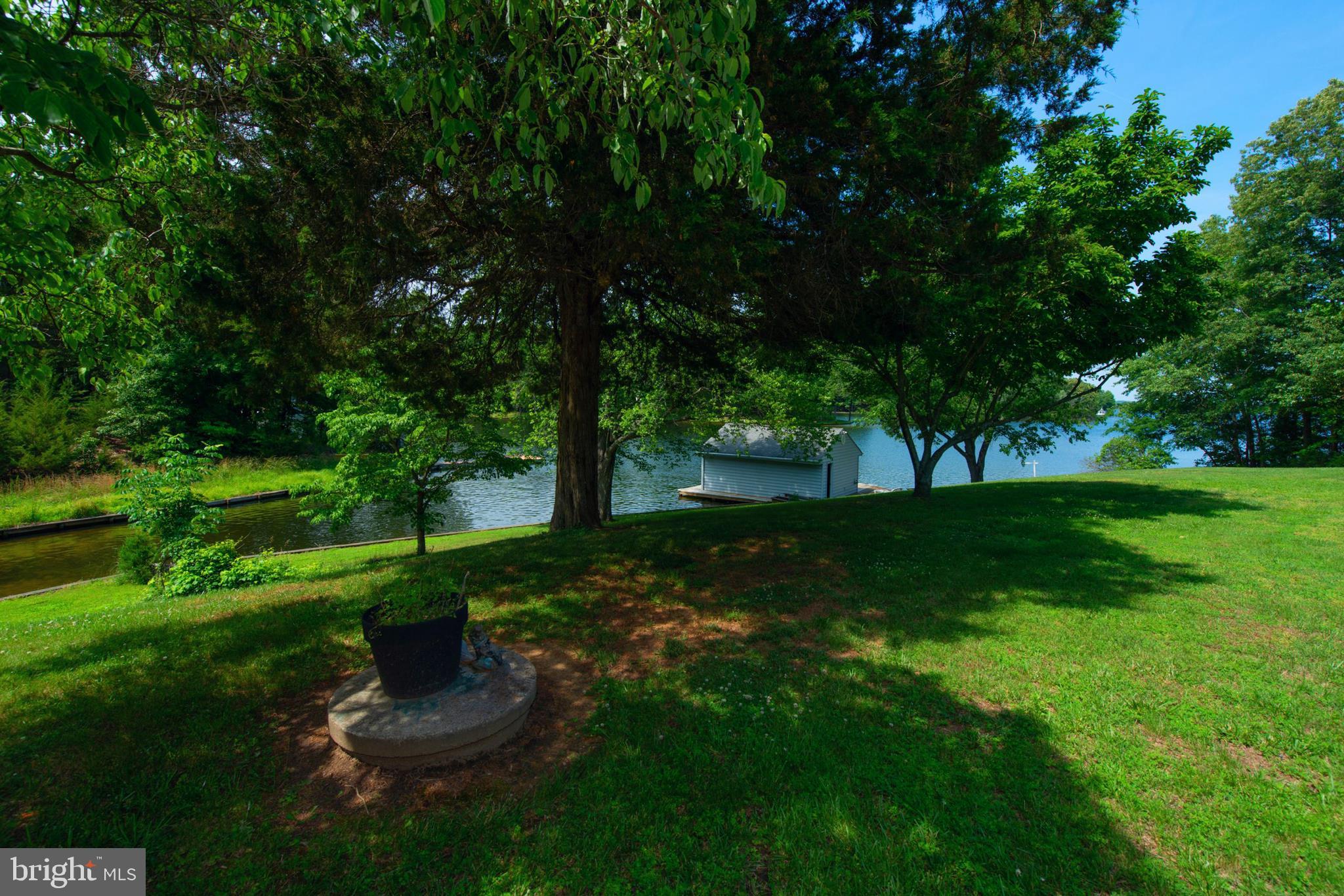 737 Plum Tree Road Bumpass, VA 23024 - Photo 25 of 46 Water View