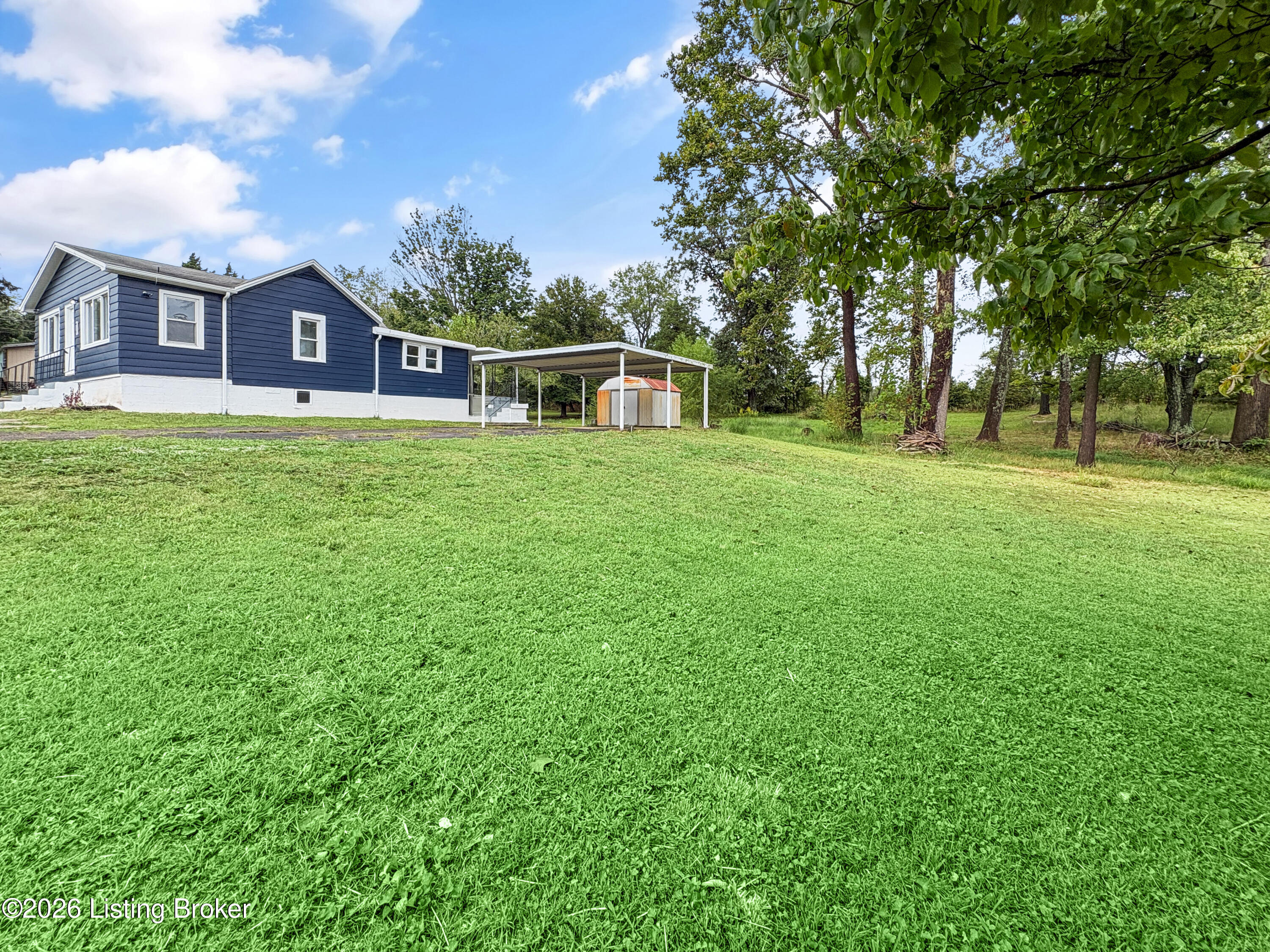 411 Blackjack Road Radcliff, KY 40160 - Photo 4 of 54 007