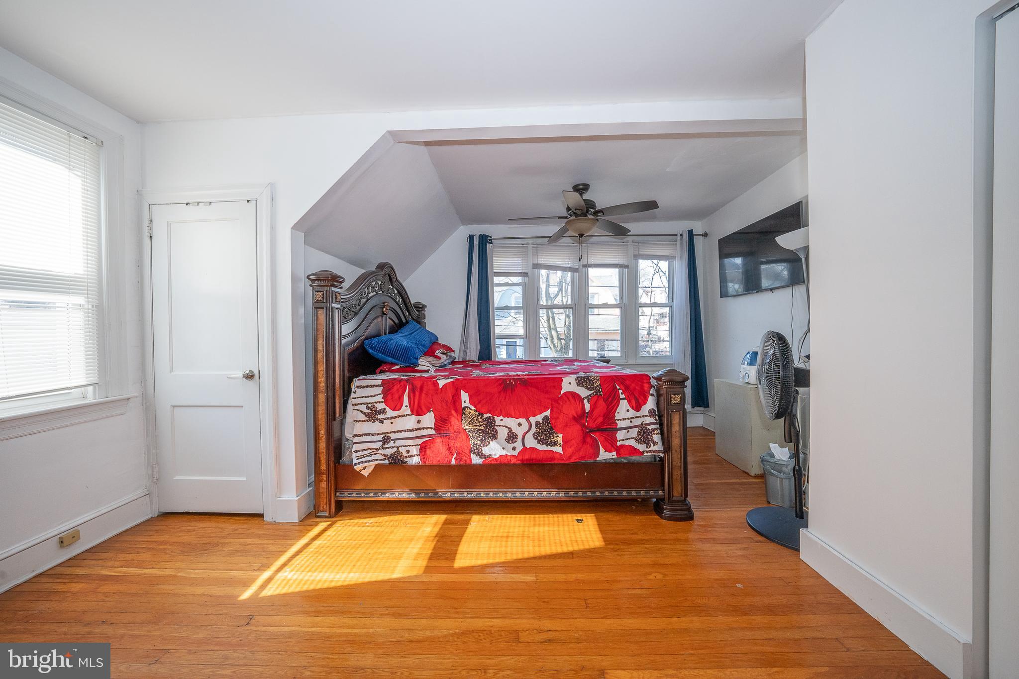 19 Ardsley Road Upper Darby, PA 19082 - Photo 22 of 50