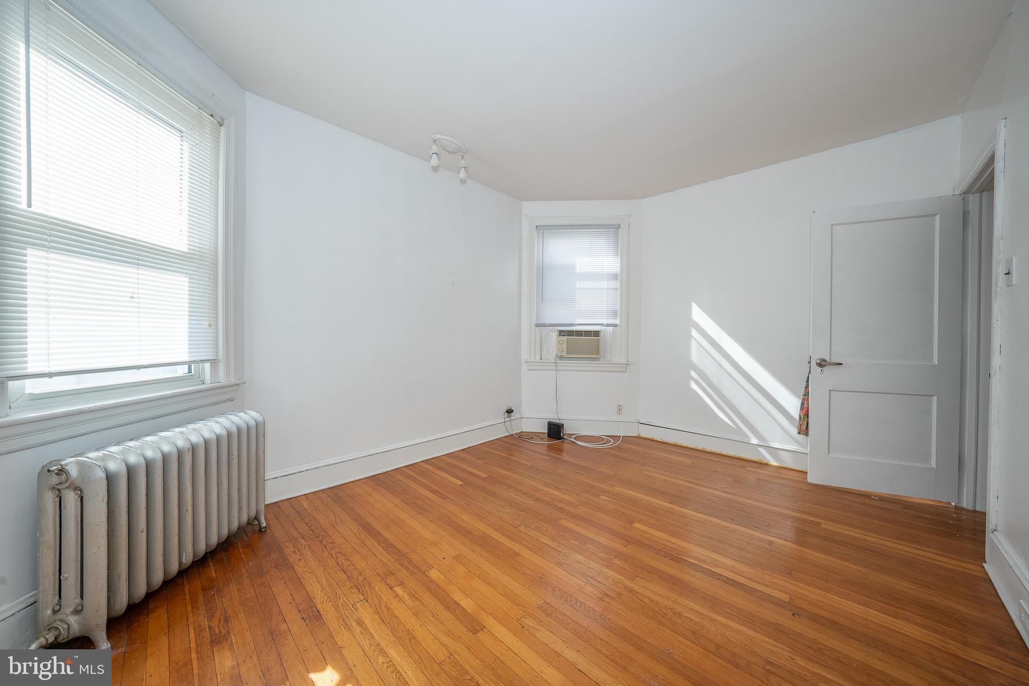 19 Ardsley Road Upper Darby, PA 19082 - Photo 29 of 50