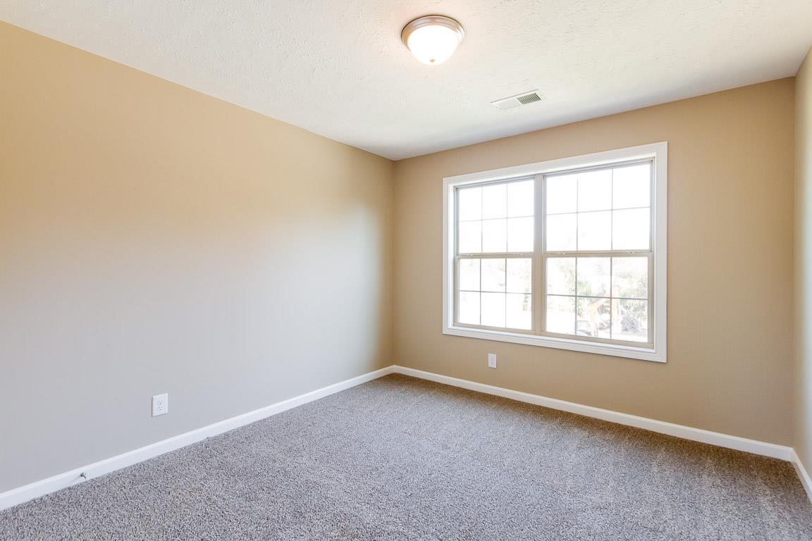 148 Rossview Road Clarksville, TN 37043 - Photo 8 of 20 Gallery Image 8