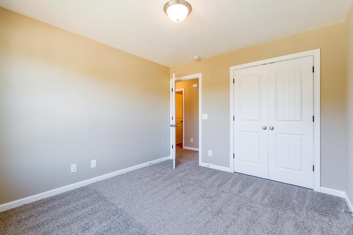 148 Rossview Road Clarksville, TN 37043 - Photo 9 of 20 Gallery Image 9