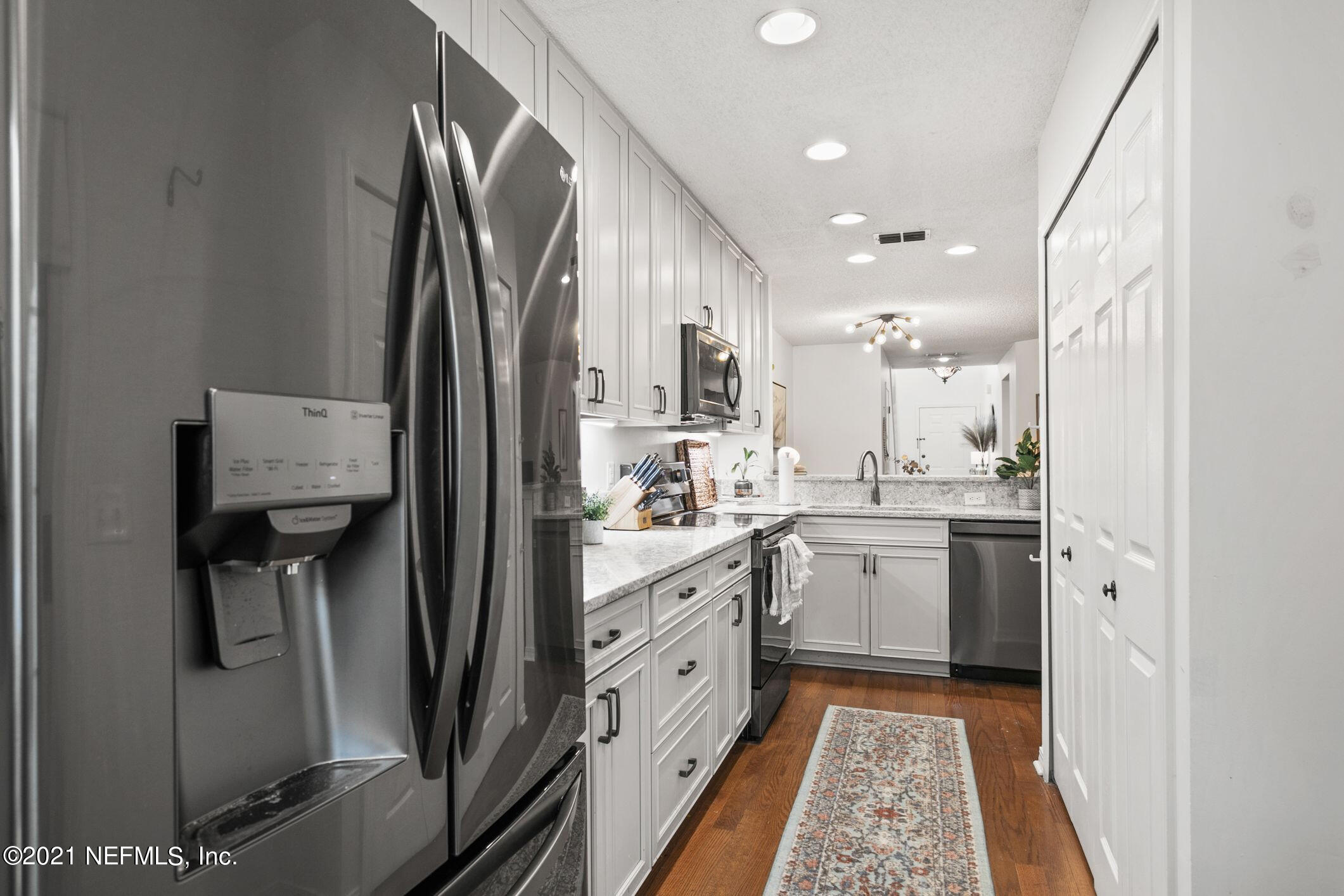 157 Saltwind Circle Neptune Beach, FL 32266 - Photo 17 of 25 Kitchen