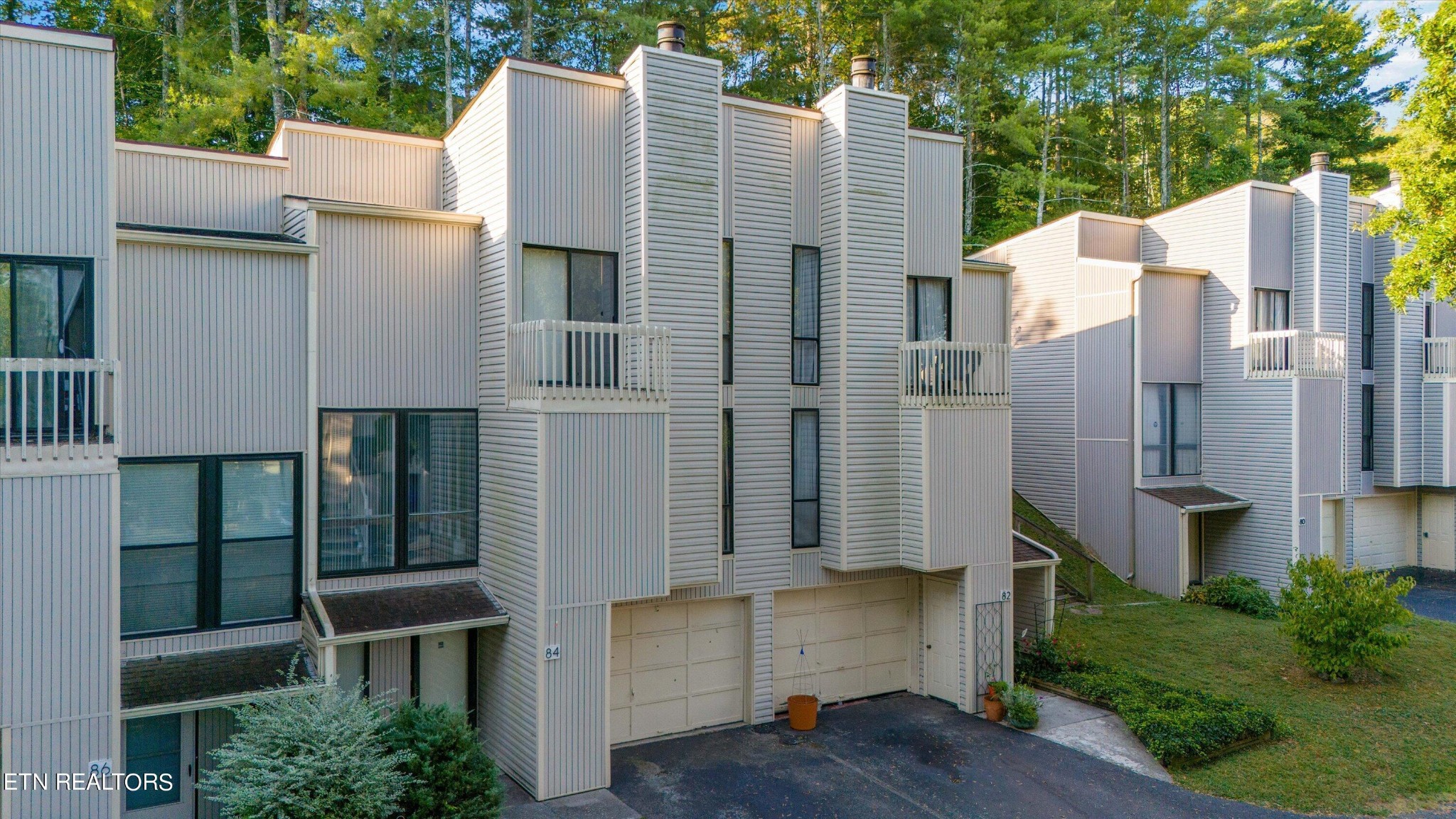 84 Valley Forge Drive Oak Ridge, TN 37830 - Photo 1 of 47 Gallery Image 1