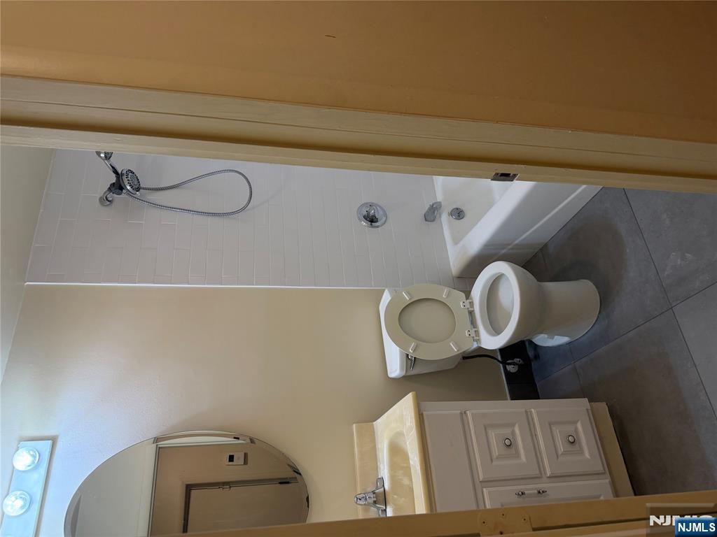 349 Gorge Road Cliffside Park, NJ 07010 - Photo 5 of 5