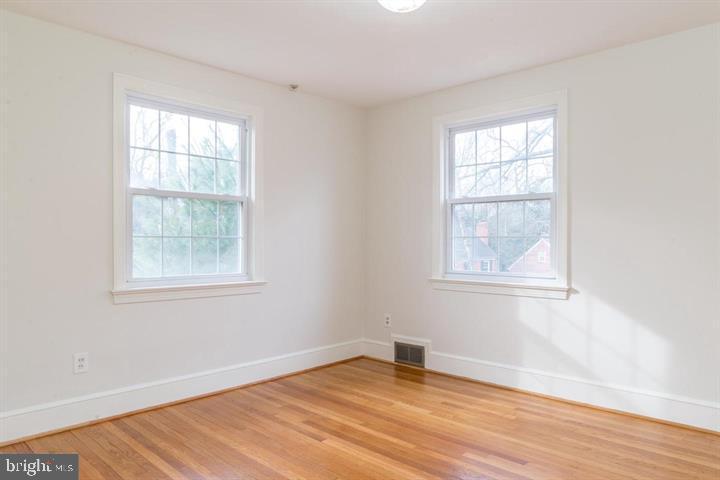 1667 Primrose Road Northwest Washington, DC 20012 - Photo 22 of 28