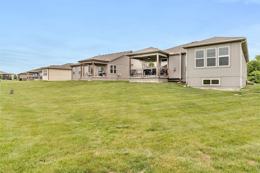 19006 Millview St Spring Hill Spring Hill, KS 66083 - Photo 8 of 48