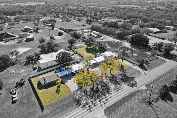 $820,000 | 1060 East Reno Road, Azle, TX 76020