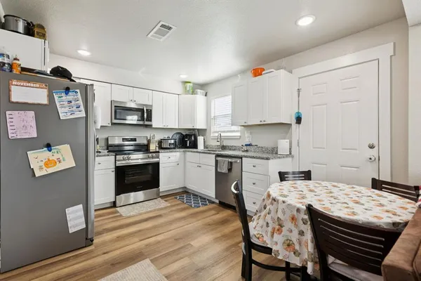 $820,000 | 1060 East Reno Road, Azle, TX 76020