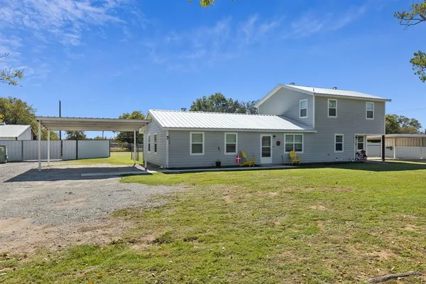 $820,000 | 1060 East Reno Road, Azle, TX 76020