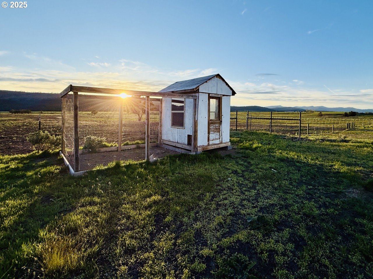 12574 West Side Road Lakeview, OR 97630 - Photo 18 of 47