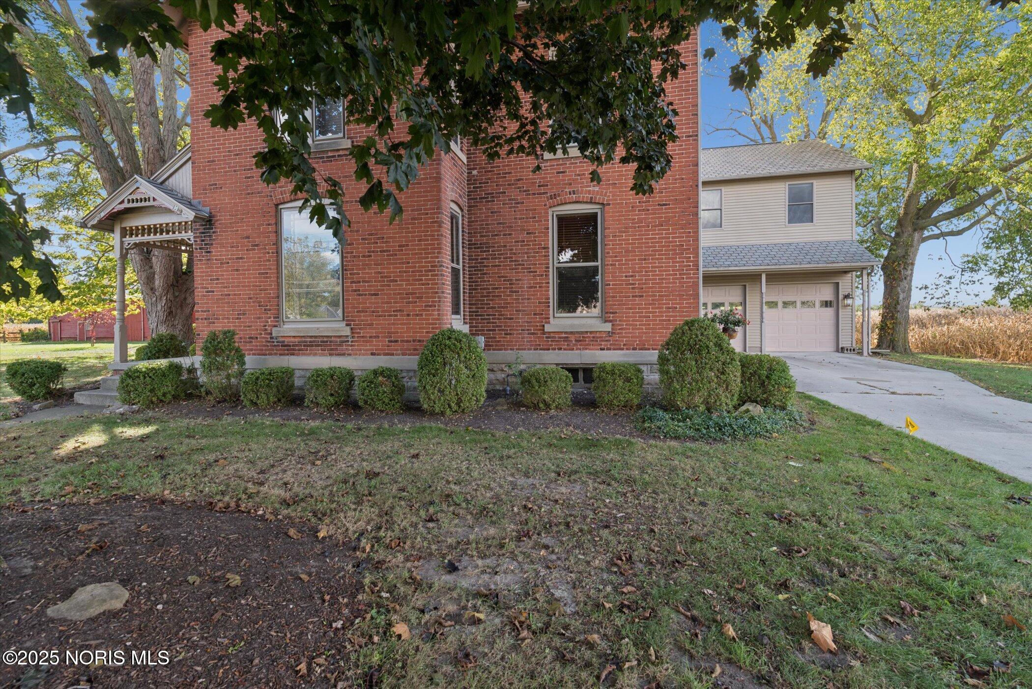 3044 Albon Road Monclova, OH 43542 - Photo 7 of 93 105