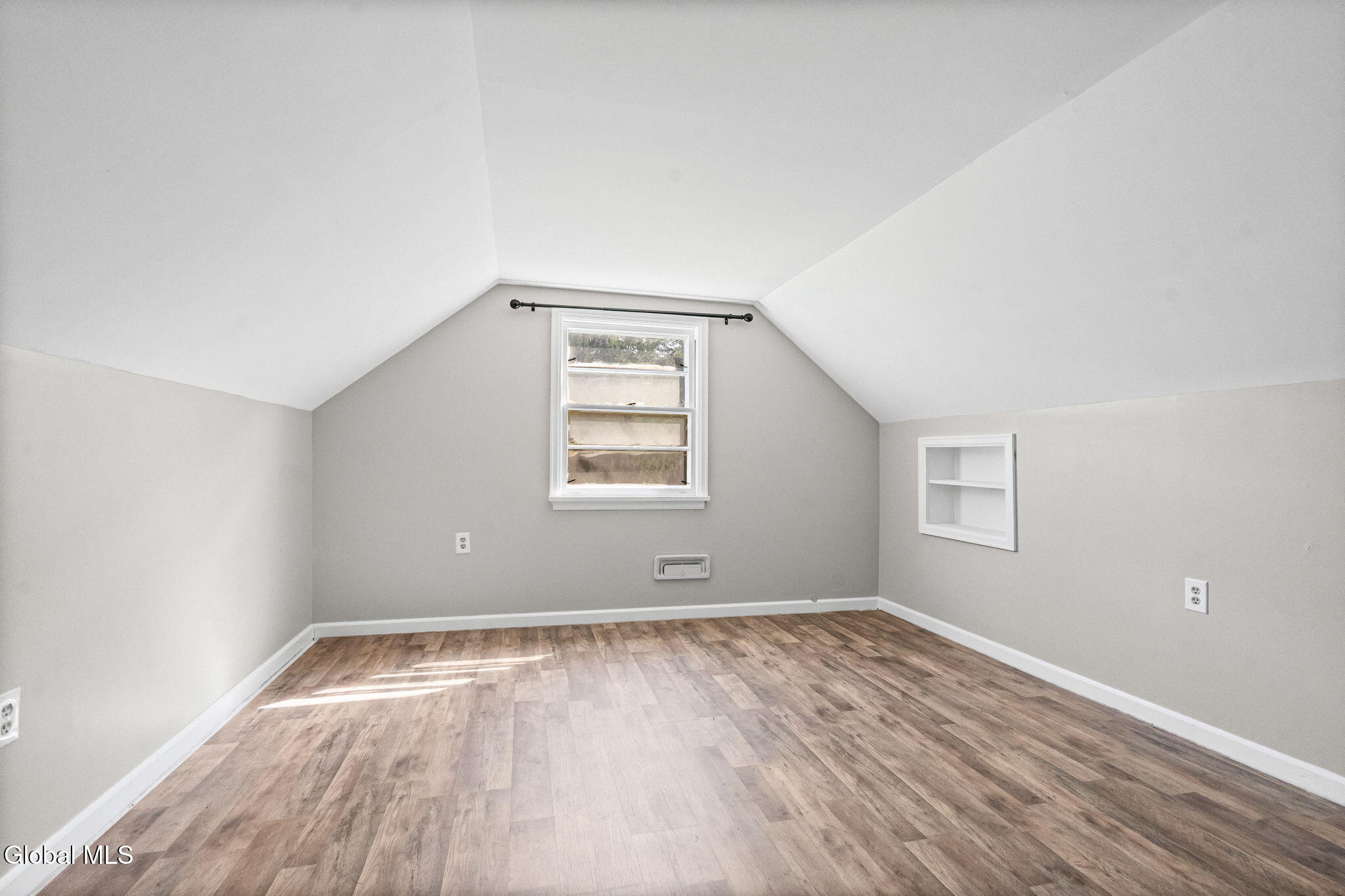 1079 Winne Road Niskayuna, NY 12309 - Photo 25 of 36 23-web-or-mls-1079-winne-rd