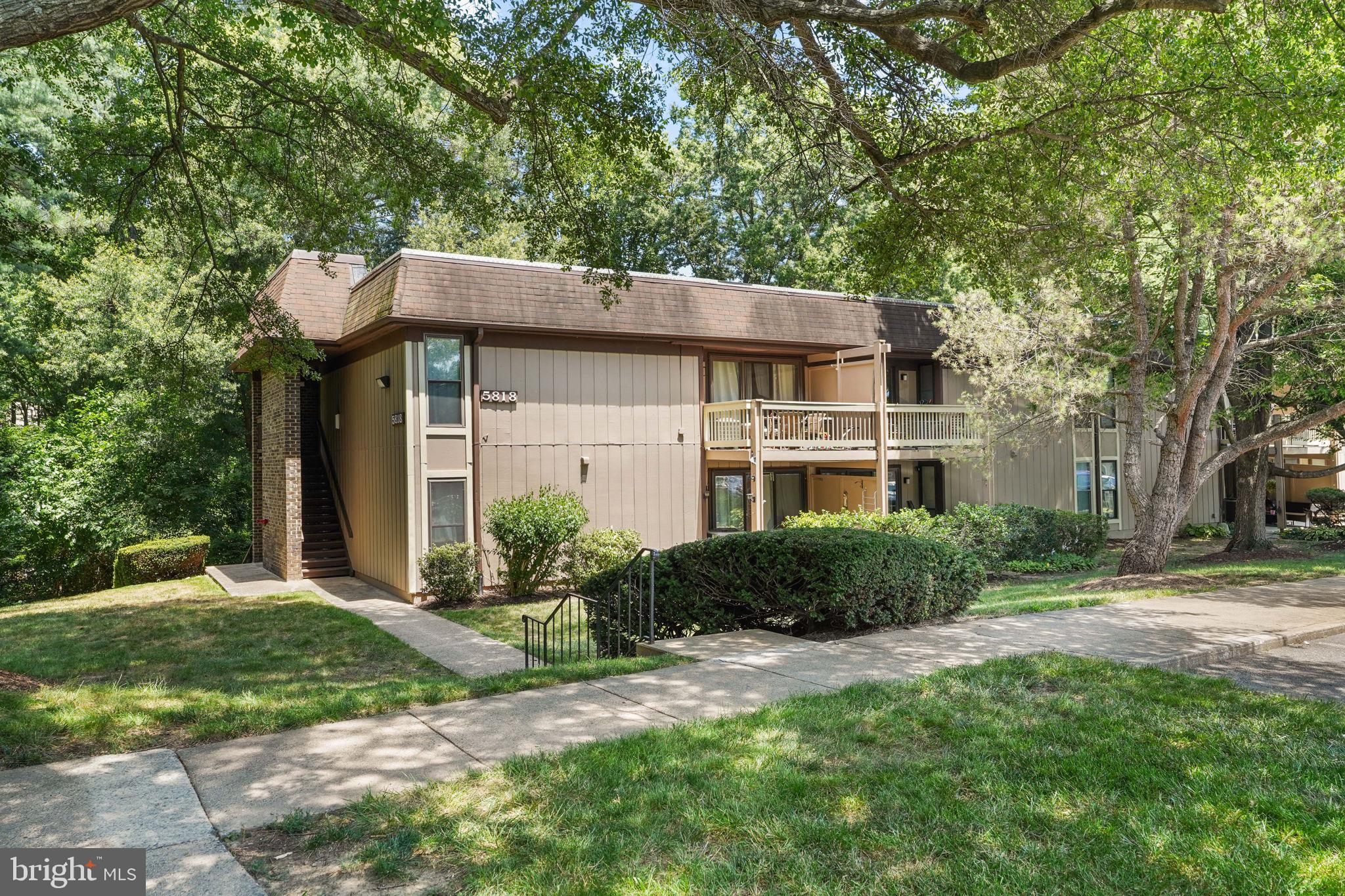 5818 Royal Ridge Drive, Unit M Springfield, VA 22152 - Photo 29 of 33
