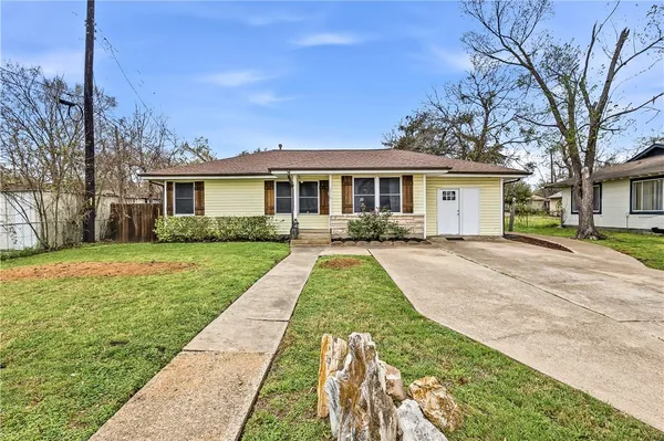 $225,000 | 1710 Cavitt Avenue, Bryan, TX 77801